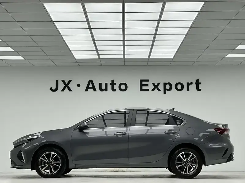 2023 Kia K3 с пробегом 68 000 км