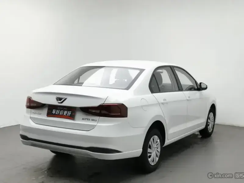 2021 Jetta VA3 с пробегом 14 100 км
