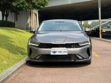 2021 Kia K5 с пробегом 48 000 км