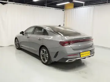 2020 Kia K5 с пробегом 19 700 км