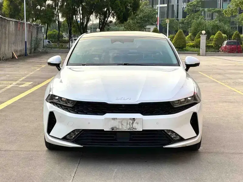 2021 Kia K5 с пробегом 70 800 км