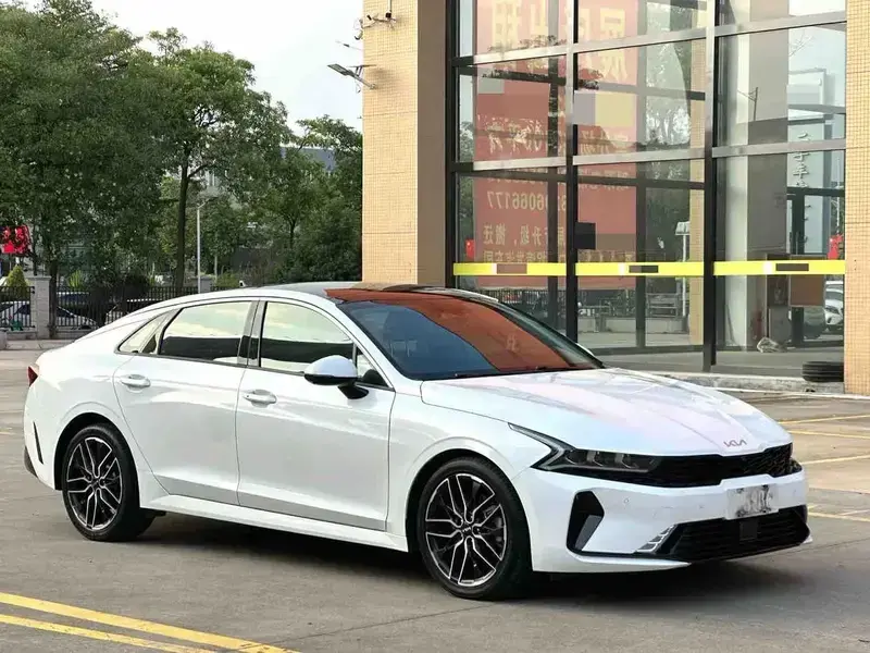 2021 Kia K5 с пробегом 70 800 км