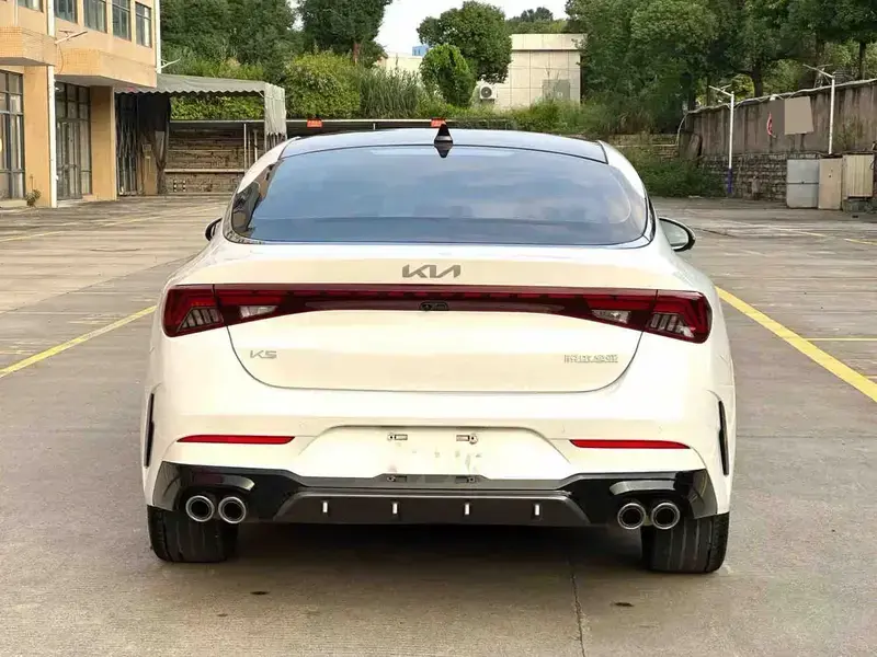 2021 Kia K5 с пробегом 70 800 км