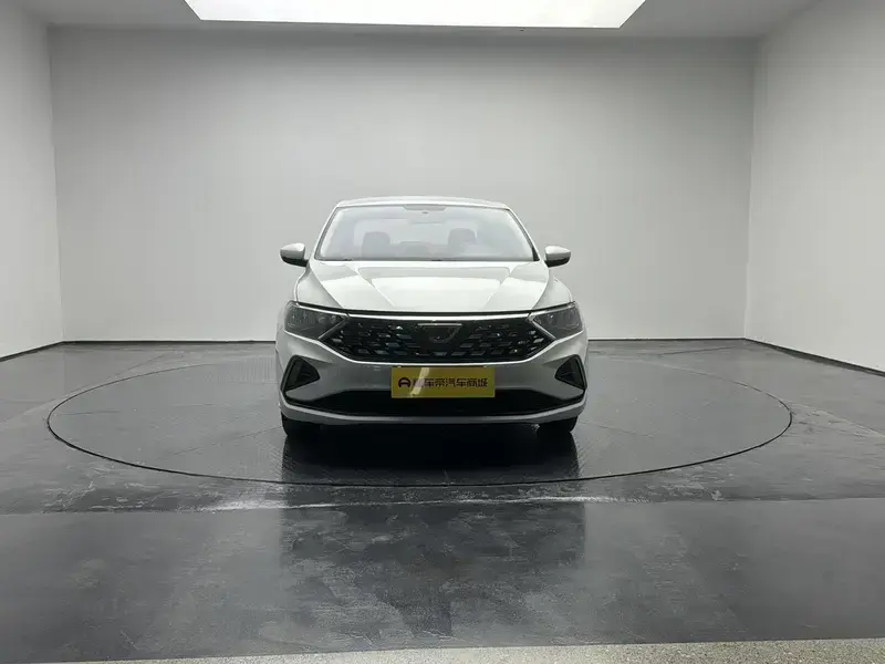 2021 Jetta VA3 с пробегом 90 100 км