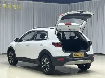 2026 Kia KX1 с пробегом 1 000 км