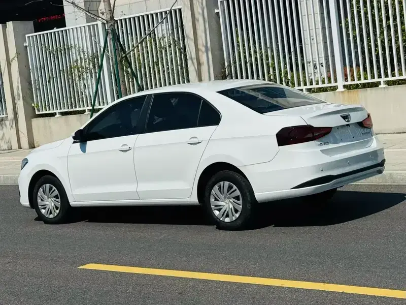2021 Jetta VA3 с пробегом 65 000 км