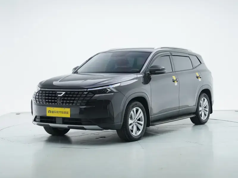 2026 Jetta VS8 с пробегом 4 500 км