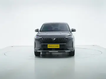 2026 Jetta VS8 с пробегом 4 500 км