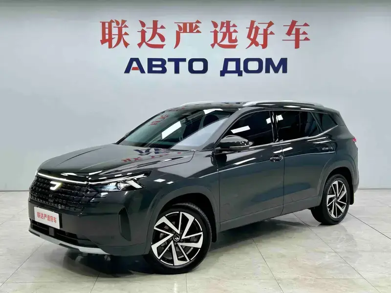 2026 Jetta VS8 с пробегом 800 км