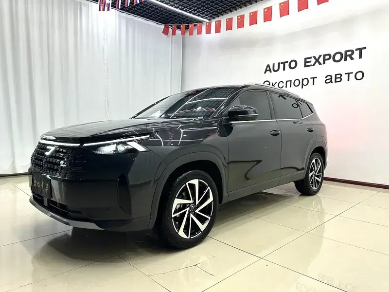 2026 Jetta VS8 с пробегом 10 000 км