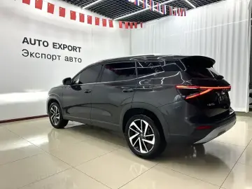 2026 Jetta VS8 с пробегом 10 000 км