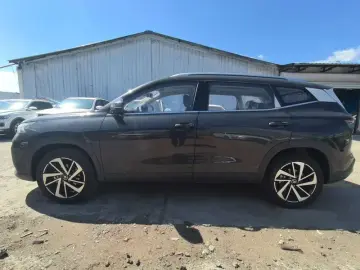 2026 Jetta VS8 с пробегом 1 100 км