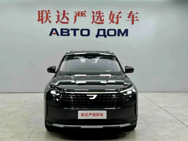 2026 Jetta VS8 с пробегом 2 800 км
