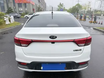 2017 Kia K2 с пробегом 120 000 км