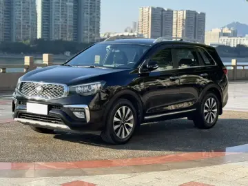 Kia KX7