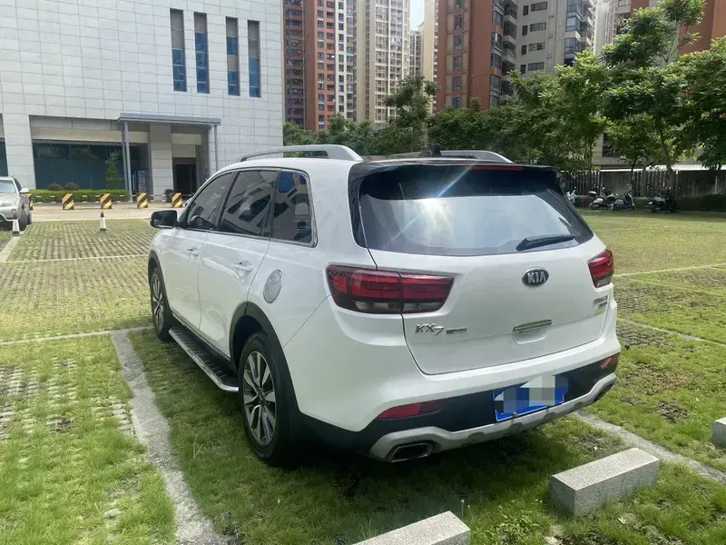 2017 Kia KX7 с пробегом 103 000 км