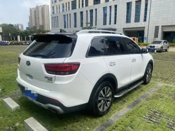 2017 Kia KX7 с пробегом 103 000 км