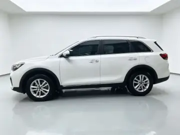 2017 Kia KX7 с пробегом 63 000 км