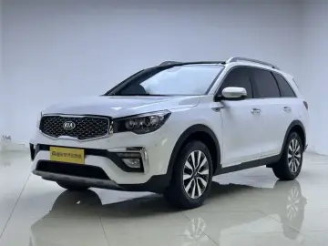 2020 Kia KX7 с пробегом 54 000 км