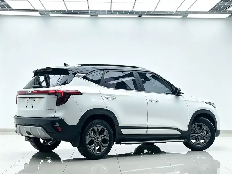 2023 Kia Seltos с пробегом 30 000 км