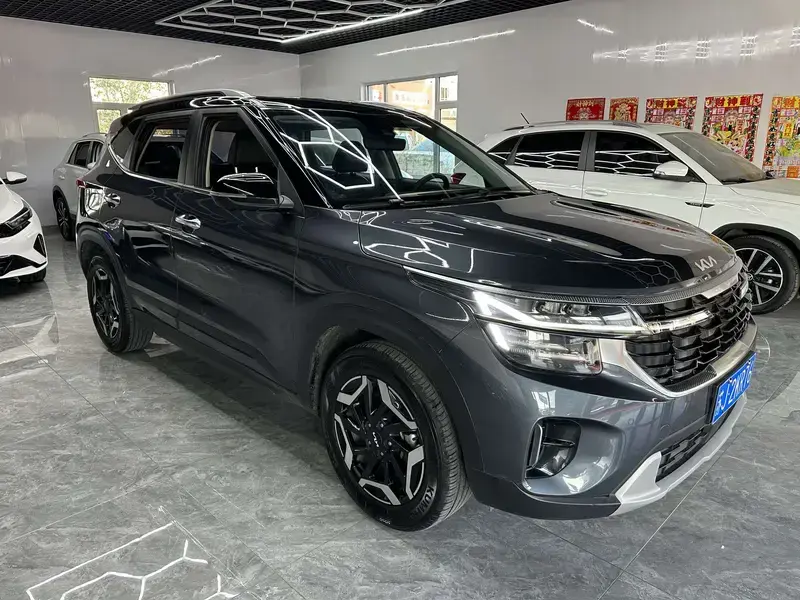 2023 Kia Seltos с пробегом 25 000 км