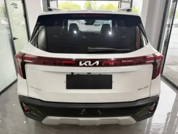 2023 Kia Seltos с пробегом 14 800 км