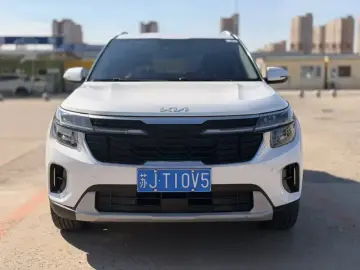 2023 Kia Seltos с пробегом 28 000 км