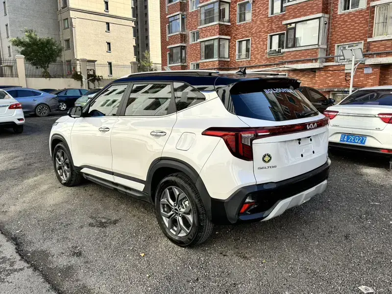 2023 Kia Seltos с пробегом 38 900 км