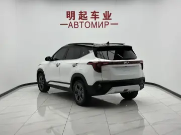 2023 Kia Seltos с пробегом 28 000 км