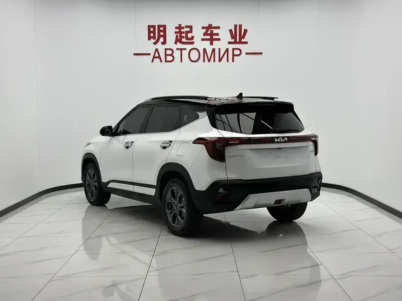 2023 Kia Seltos с пробегом 28 000 км