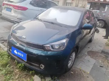 Kia Pegas