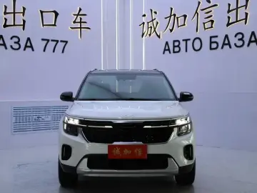 2023 Kia Seltos с пробегом 11 000 км
