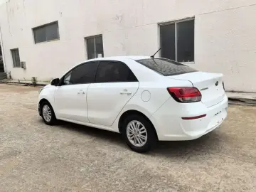 2019 Kia Pegas с пробегом 50 000 км