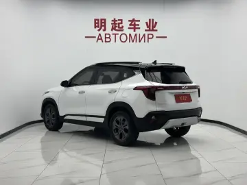 2023 Kia Seltos с пробегом 22 000 км
