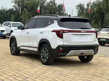 2023 Kia Seltos с пробегом 47 000 км