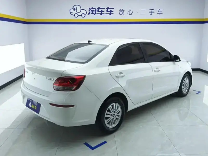 2020 Kia Pegas с пробегом 33 000 км