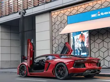 2017 Lamborghini Aventador с пробегом 20 000 км