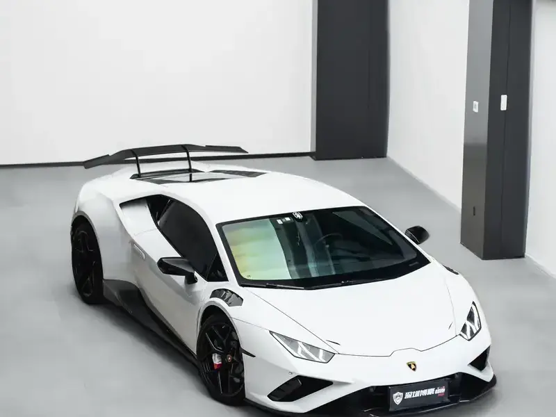 2020 Lamborghini Huracán с пробегом 18 000 км