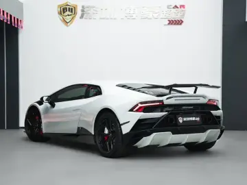 2020 Lamborghini Huracán с пробегом 18 000 км