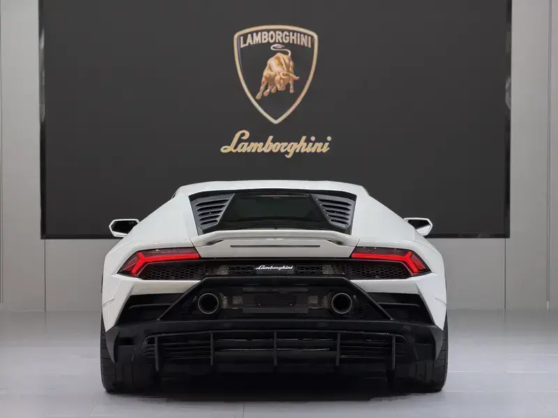 2020 Lamborghini Huracán с пробегом 8 900 км