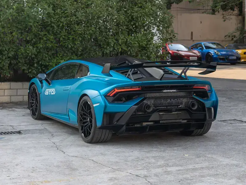 2021 Lamborghini Huracán с пробегом 4 000 км