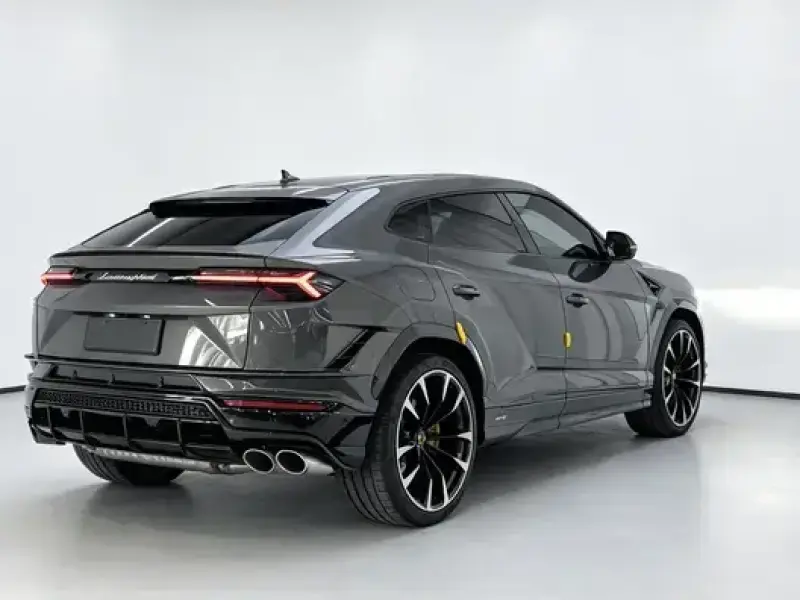 2022 Lamborghini Urus с пробегом 50 100 км