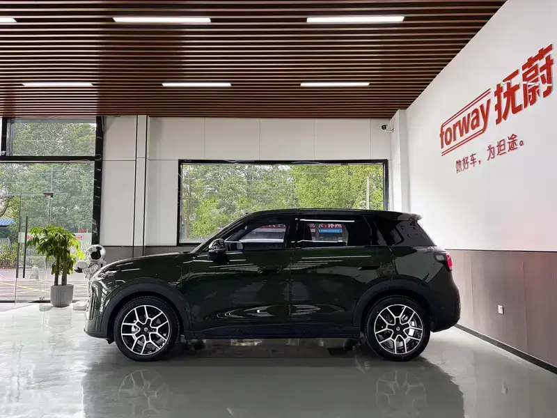 2026 Leapmotor A10 с пробегом 3 000 км