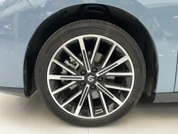 2025 Leapmotor B01 с пробегом 19 000 км
