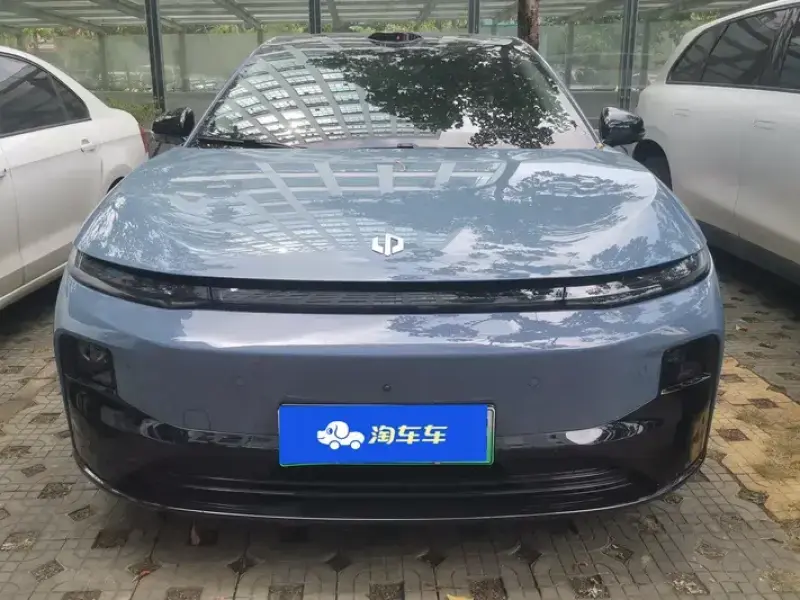 2025 Leapmotor B01 с пробегом 23 000 км