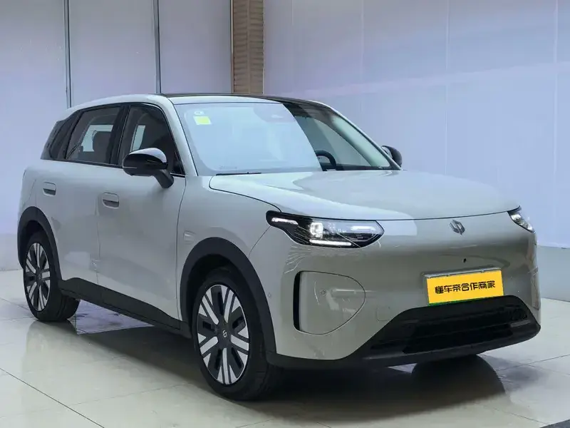 2026 Leapmotor A10 с пробегом 2 000 км
