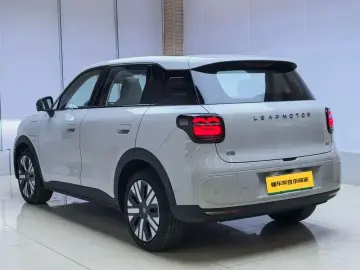 2026 Leapmotor A10 с пробегом 2 000 км