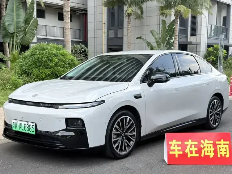 2025 Leapmotor B01 с пробегом 11 000 км