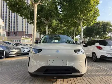 2026 Leapmotor A10 с пробегом 100 км
