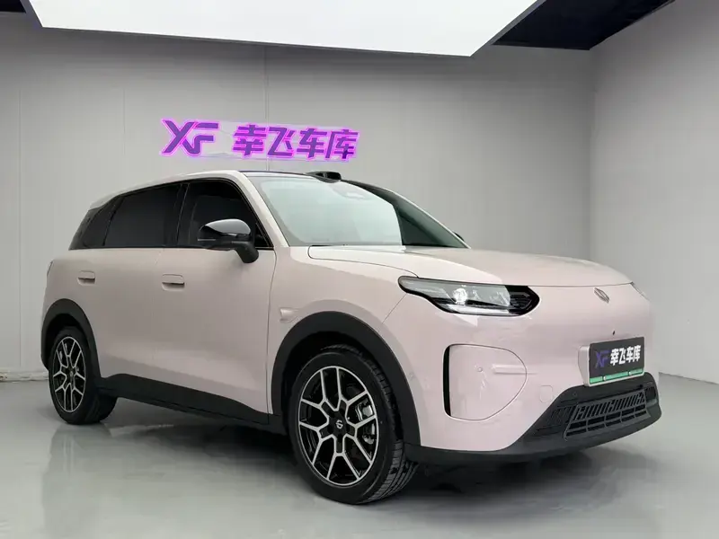 2026 Leapmotor A10 с пробегом 1 600 км